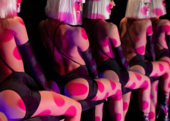 CRAZY HORSE “ESPETÁCULO” – 3H