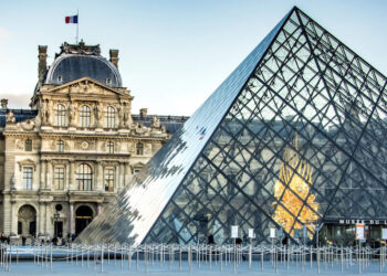 VISITA GUIADA AO MUSEU DO LOUVRE – 2H30